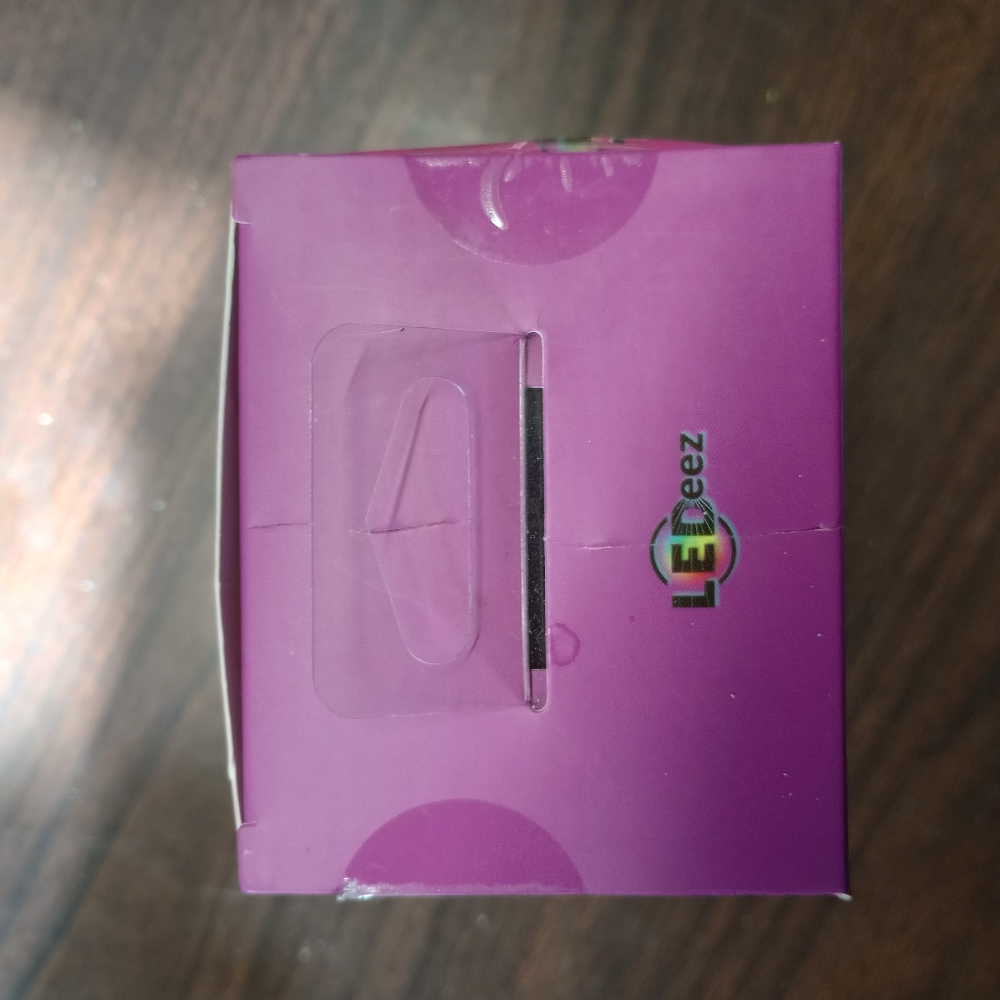 LED Multicolor Light bulb - Picture 8 of 8